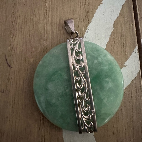 Sterling Silver and Jade Pendant - Picture 2 of 7